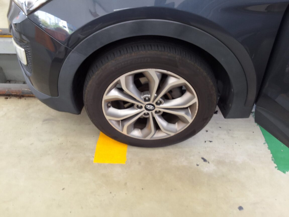 HYUNDAI SANTA FE (DM) DIESEL R2.2 2WD EXCLUSIVE SPECIAL 2015 - zdjęcie 24
