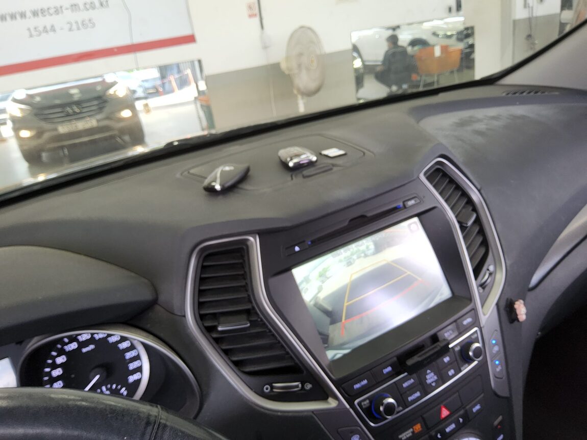 HYUNDAI SANTA FE THE PRIME DIESEL R2.0 2WD PREMIUM 2017 - zdjęcie 17