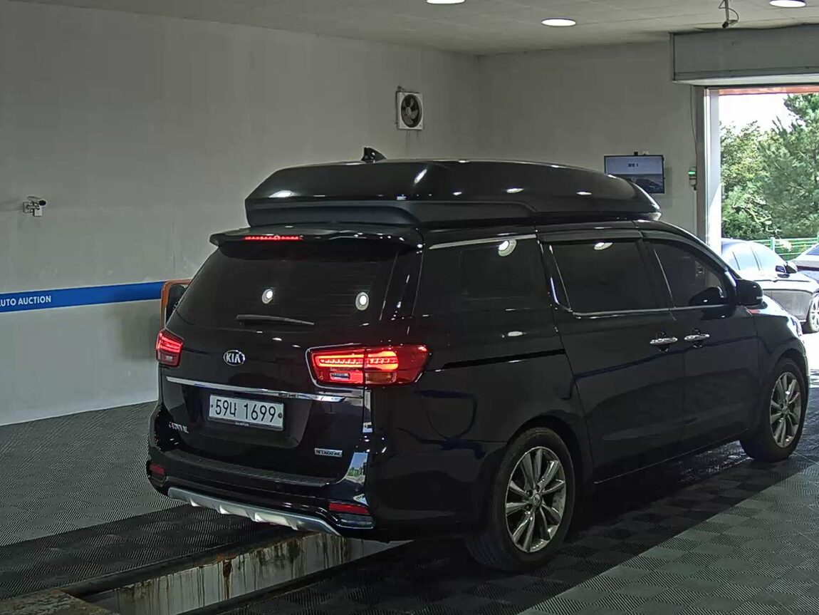 KIA THE NEW CARNIVAL HI-LIMOUSINE 9-SEATER DIESEL NOBLESSE SPECIAL 2019 - zdjęcie 5