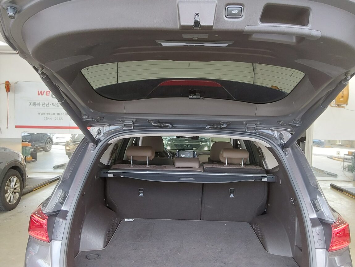 HYUNDAI SANTA FE (TM) R2.0 2WD PRESTIGE 2019 - zdjęcie 15