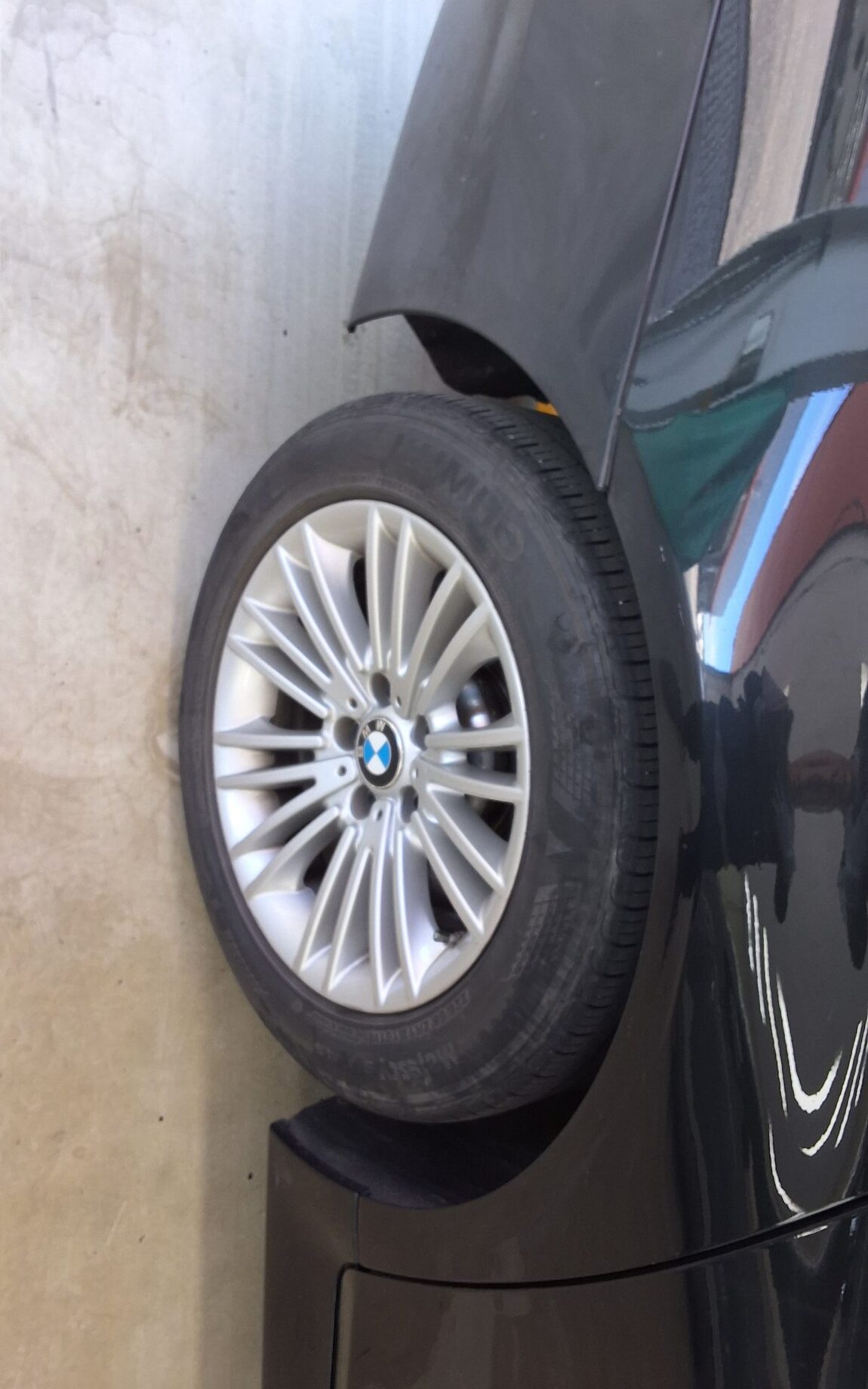 BMW 5 SERIES (6TH GEN) 520d 2015 - zdjęcie 28