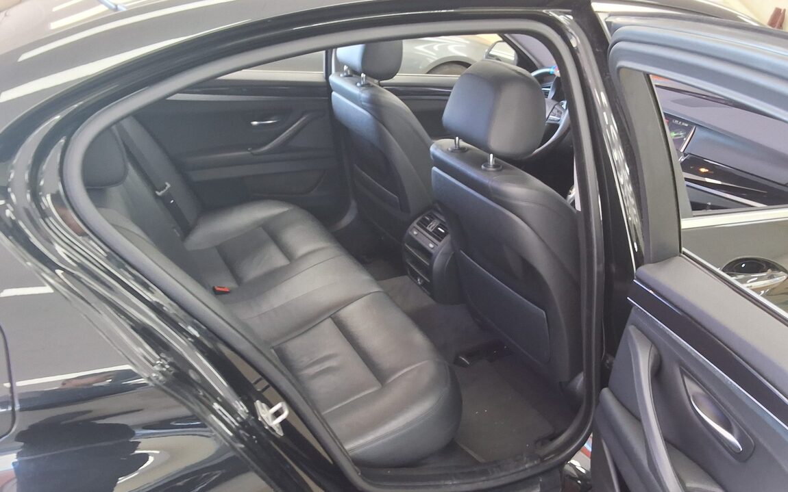 BMW 5 SERIES (6TH GEN) 520d 2015 - zdjęcie 13