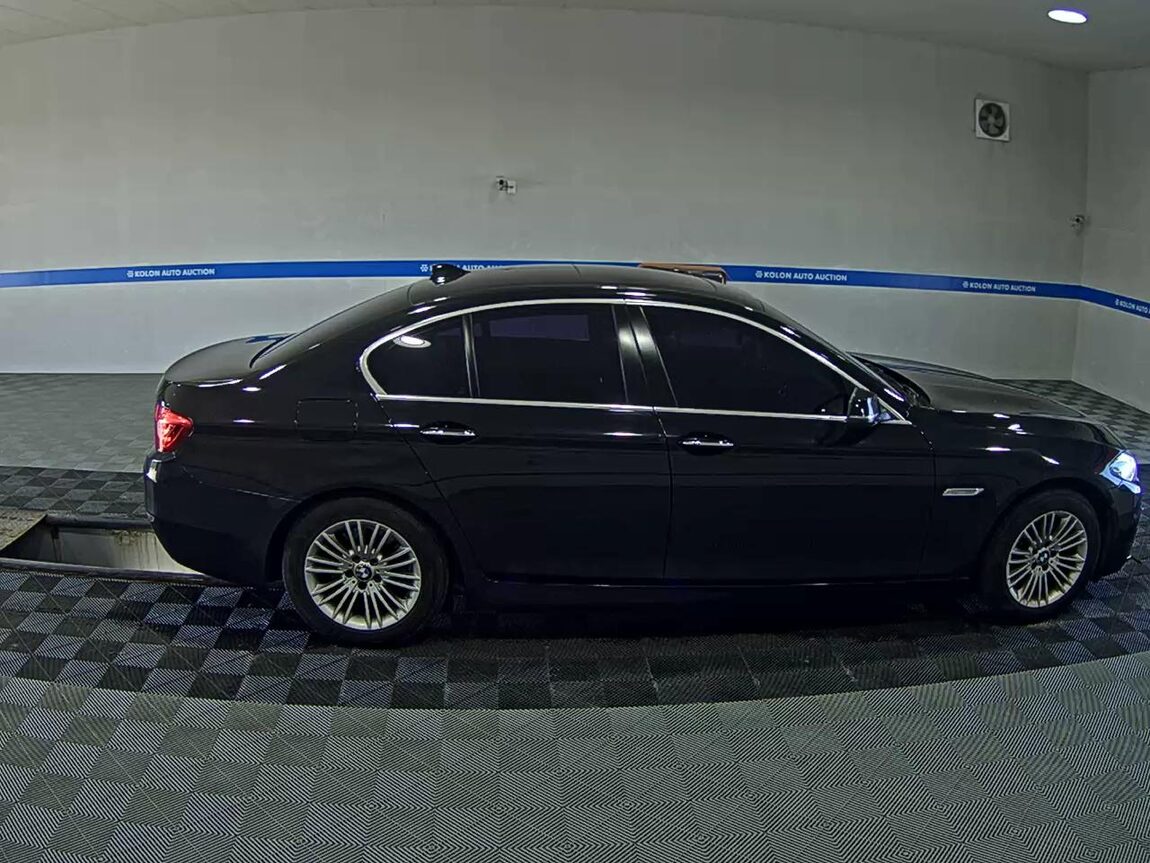 BMW 5 SERIES (6TH GEN) 520d 2015 - zdjęcie 4