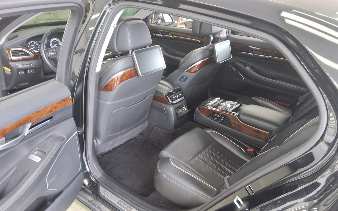 GENESIS EQ900 3.8 GDi AWD PREMIUM LUXURY 2016 - zdjęcie 12