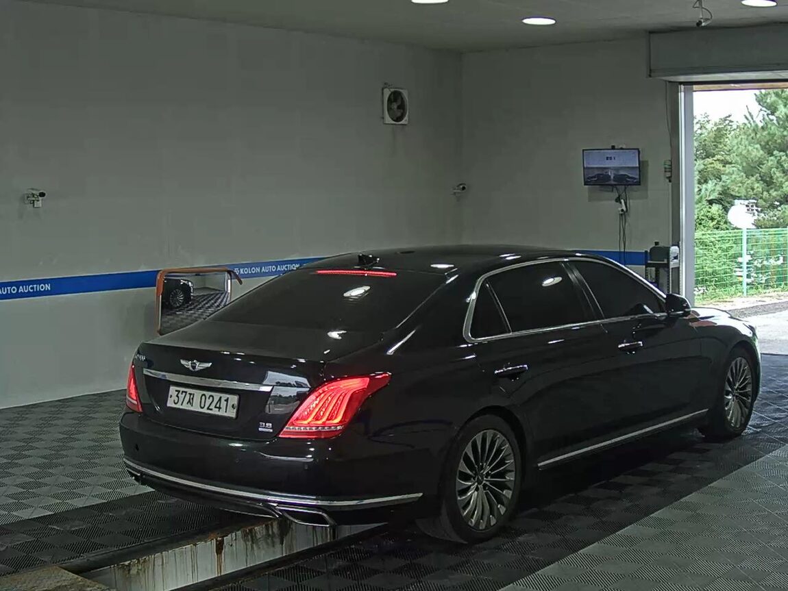 GENESIS EQ900 3.8 GDi AWD PREMIUM LUXURY 2016 - zdjęcie 5