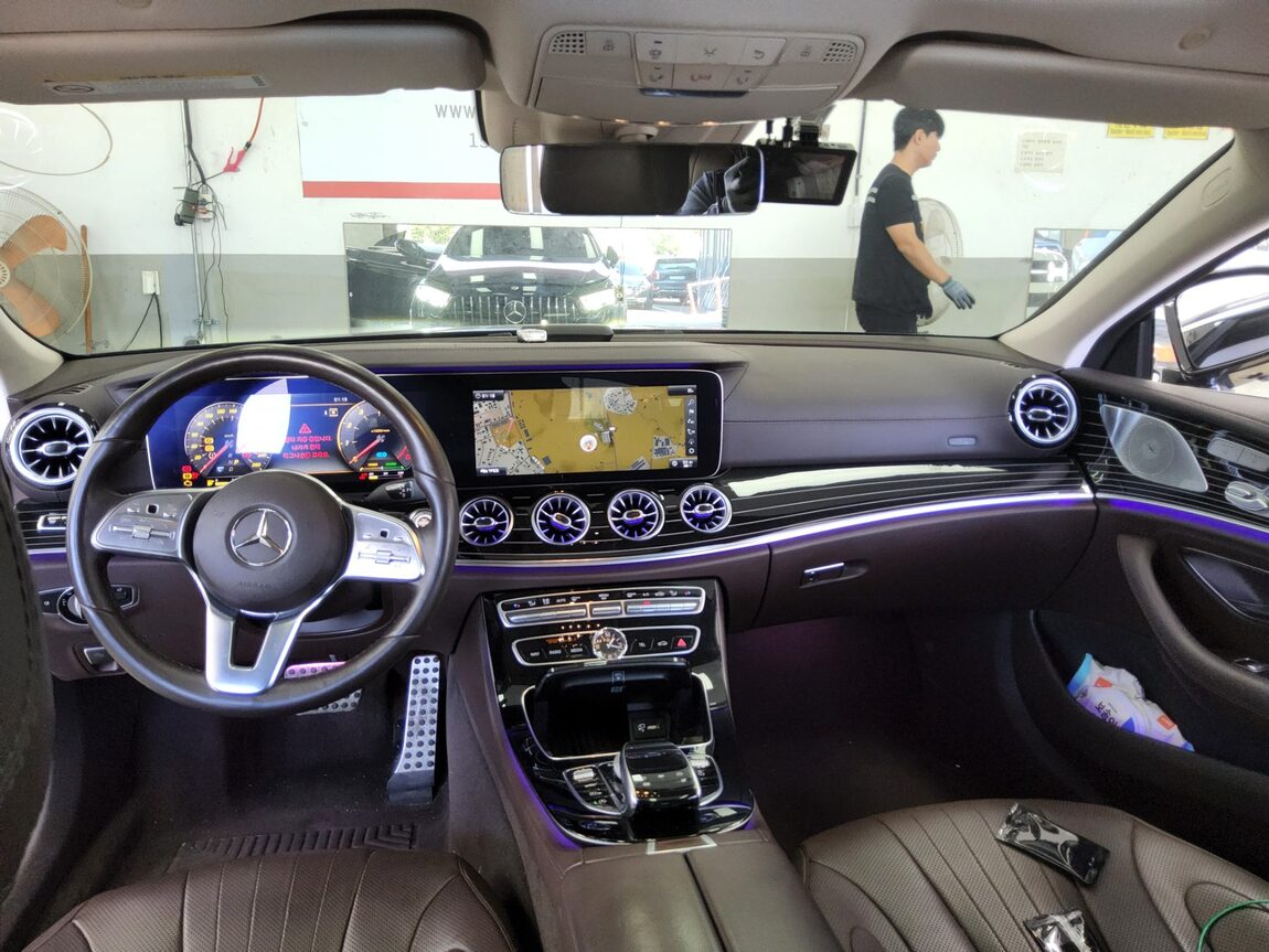 MERCEDES-BENZ CLS-CLASS (3RD GEN) CLS 450 4MATIC AMG LINE 2019 - zdjęcie 11