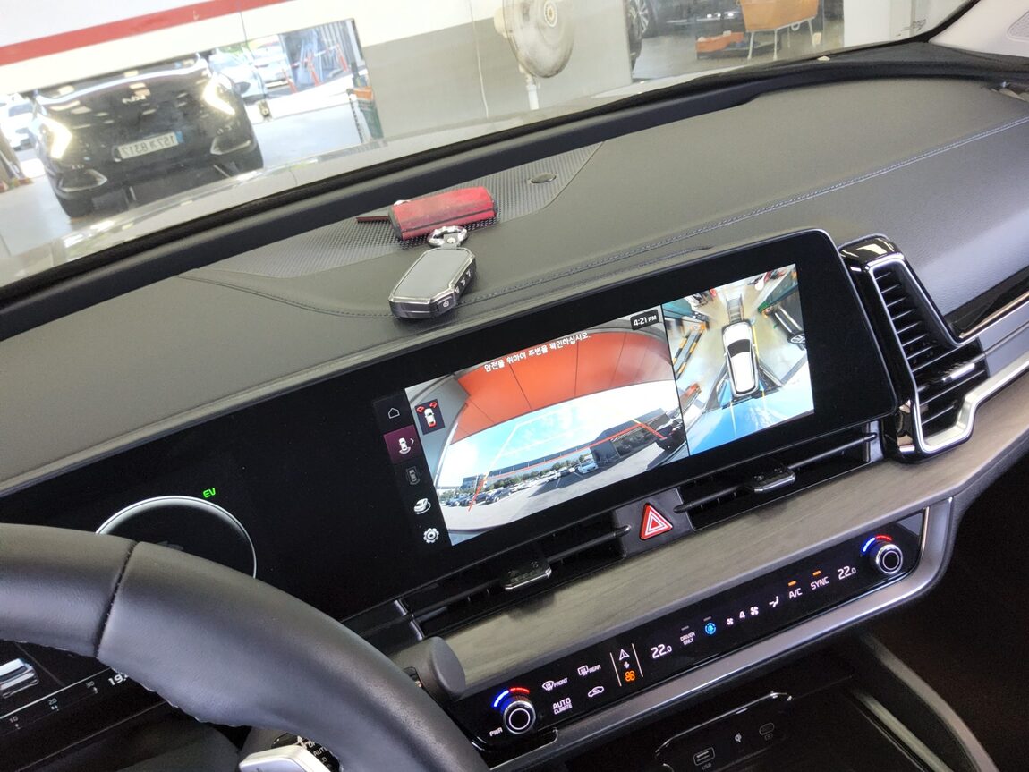 KIA THE ALL NEW SPORTAGE HYBRID 1.6 HEV SIGNATURE 2022 - zdjęcie 18
