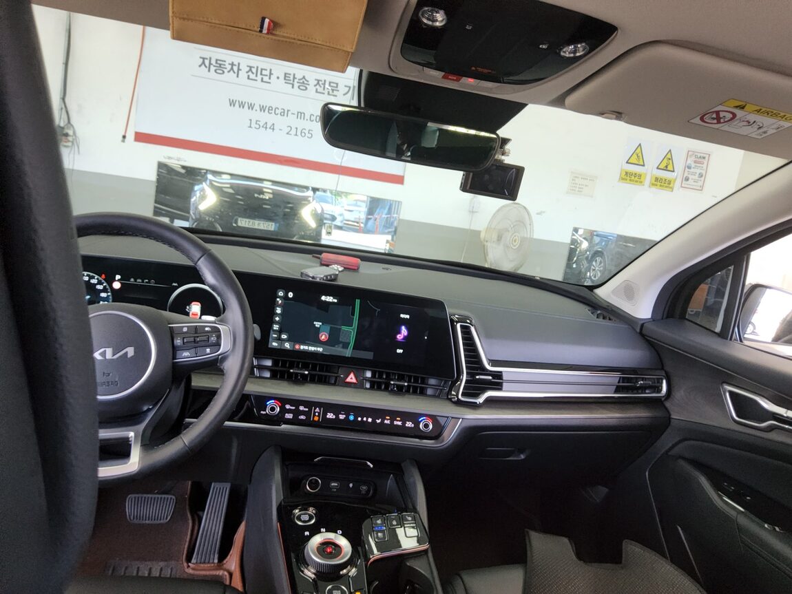 KIA THE ALL NEW SPORTAGE HYBRID 1.6 HEV SIGNATURE 2022 - zdjęcie 11