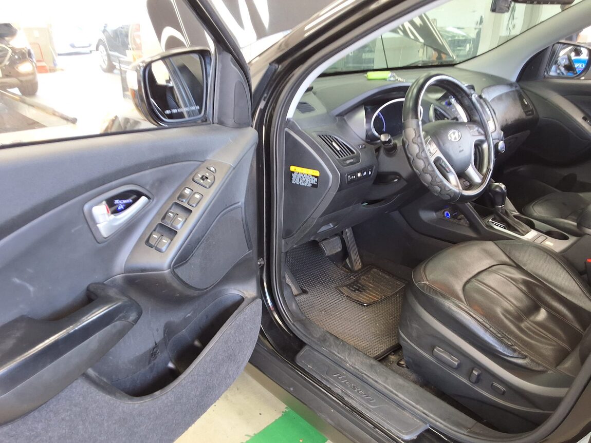 HYUNDAI NEW TUCSON ix DIESEL R2.0 2WD MODERN 2014 - zdjęcie 11