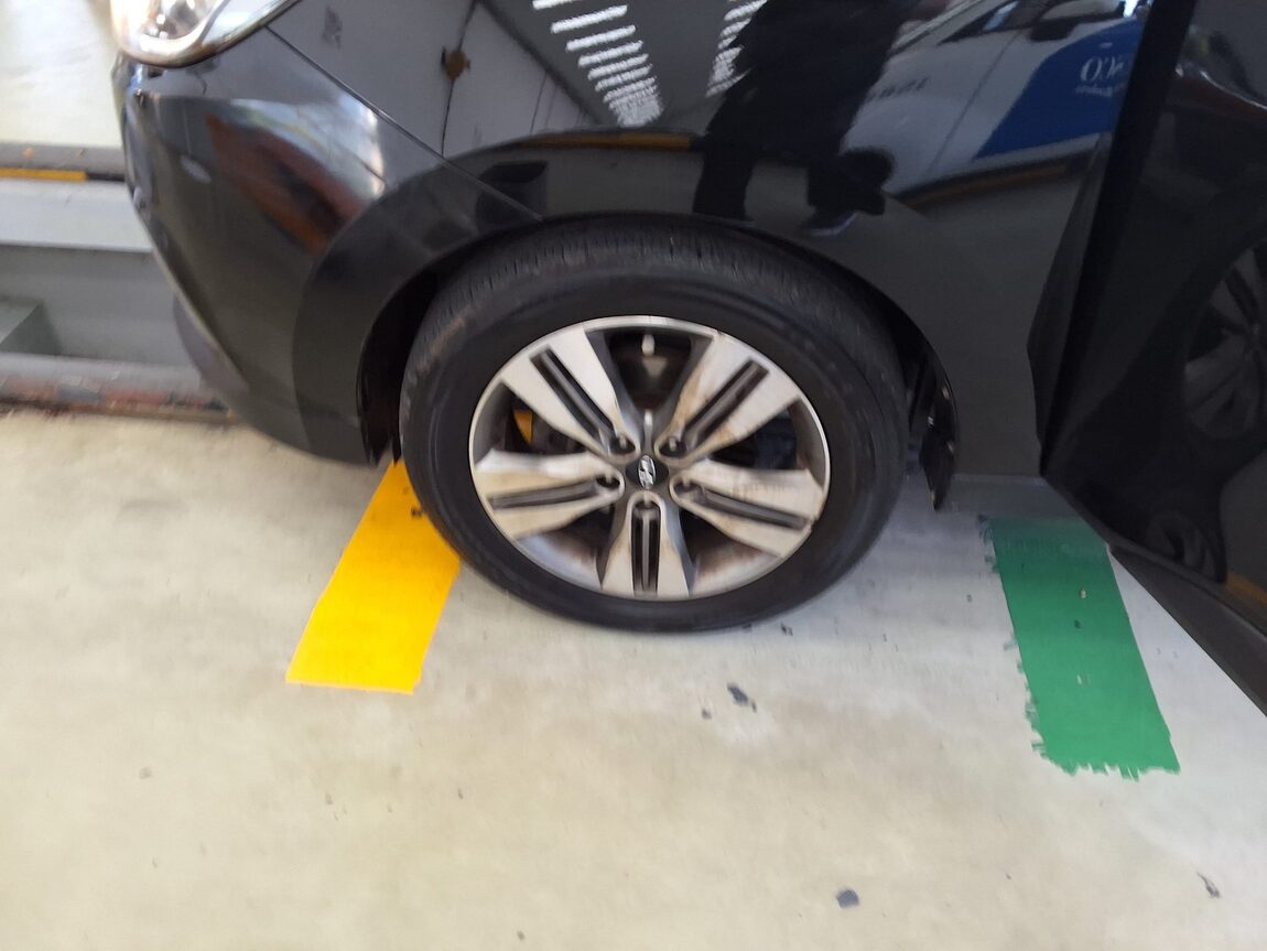 HYUNDAI NEW TUCSON ix DIESEL R2.0 2WD MODERN 2014 - zdjęcie 23
