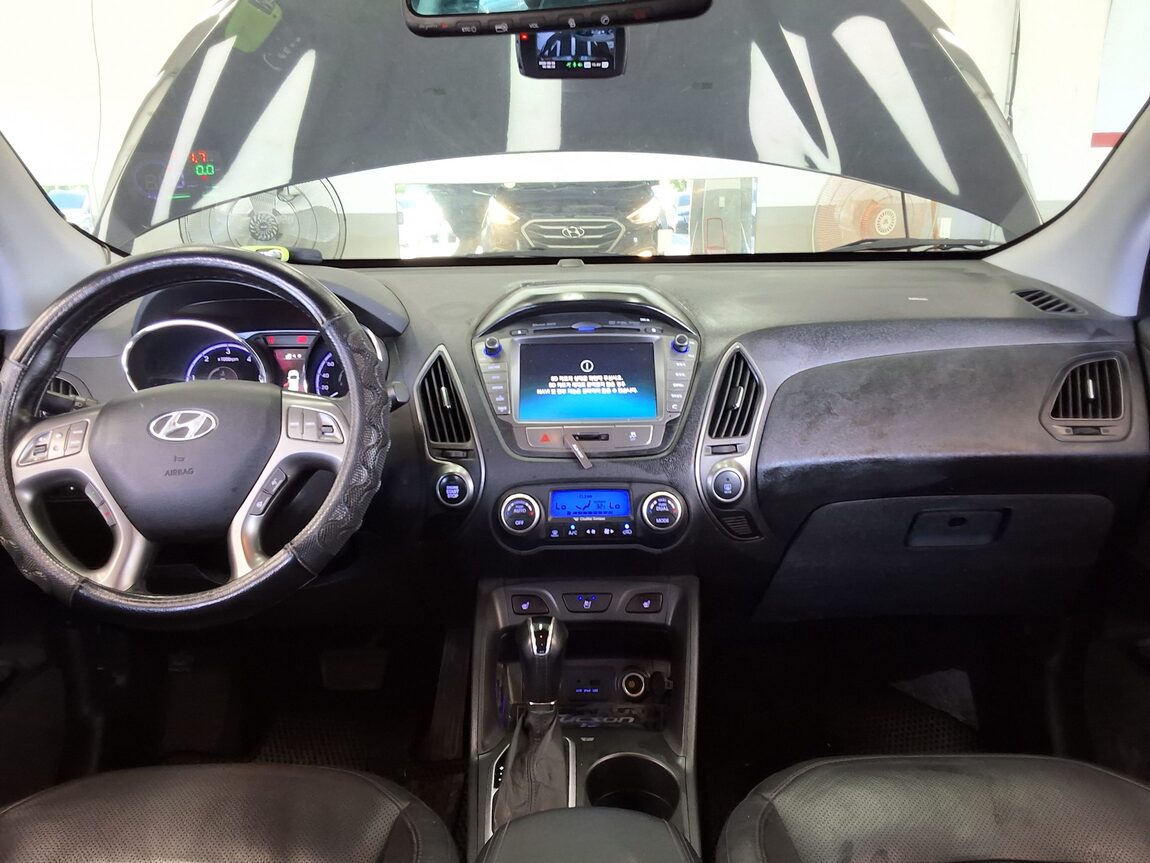 HYUNDAI NEW TUCSON ix DIESEL R2.0 2WD MODERN 2014 - zdjęcie 12