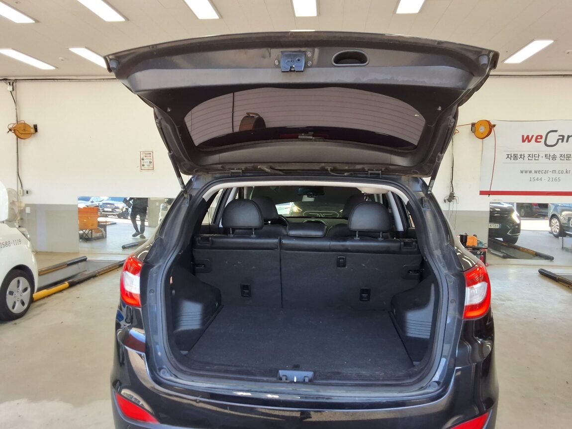 HYUNDAI NEW TUCSON ix DIESEL R2.0 2WD MODERN 2014 - zdjęcie 16