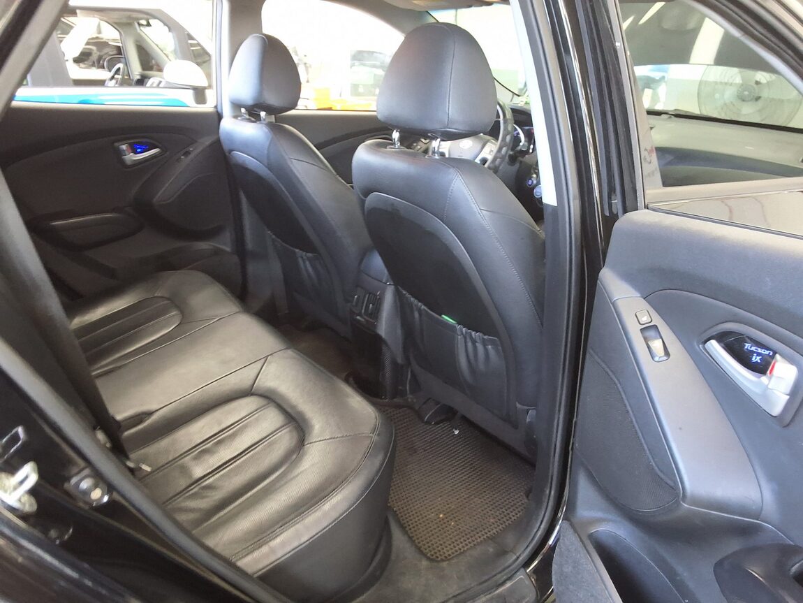 HYUNDAI NEW TUCSON ix DIESEL R2.0 2WD MODERN 2014 - zdjęcie 14