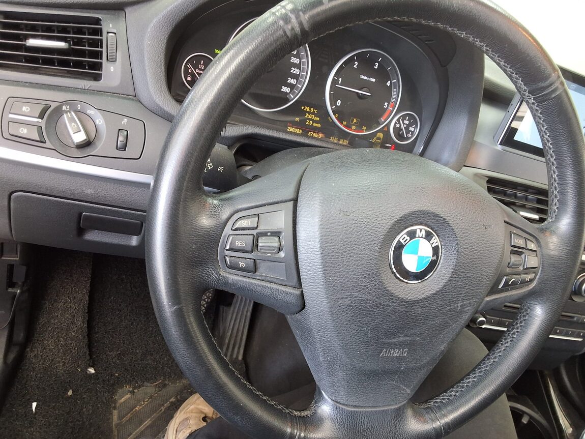 BMW X3 (2ND GEN) 20d xDRIVE HIGH 2011 - zdjęcie 23