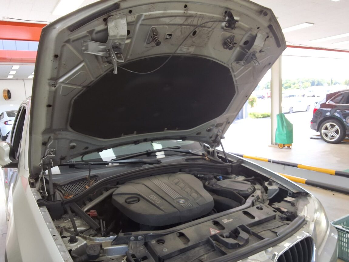 BMW X3 (2ND GEN) 20d xDRIVE HIGH 2011 - zdjęcie 18