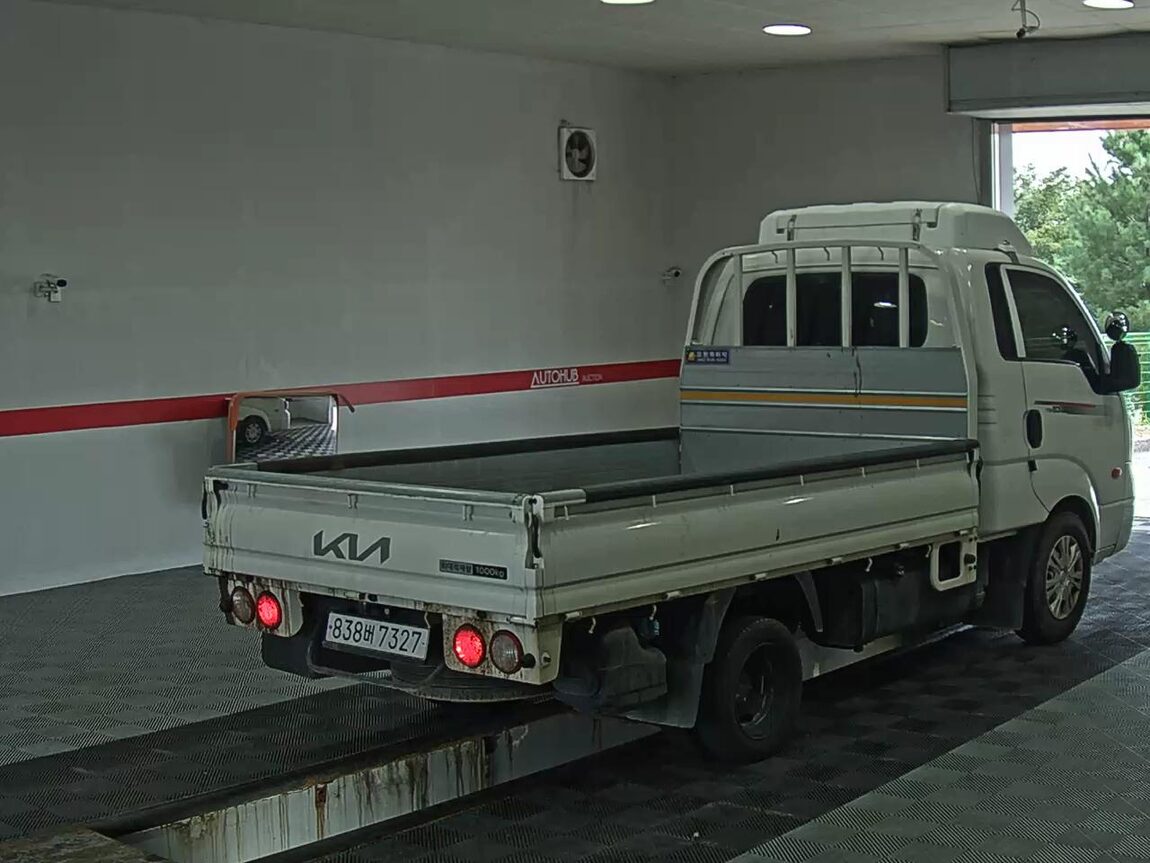 KIA THE NEW BONGO III CARGO 1 TON KING CAB EXTRA LONG WHEELBASE L LITE 2022 - zdjęcie 5