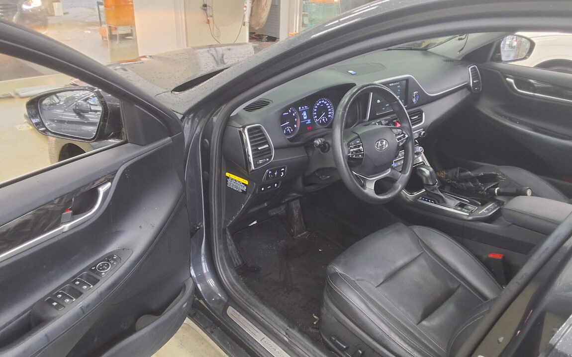 HYUNDAI GRANDEUR IG 3.0 GDi PREMIUM 2019 - zdjęcie 10