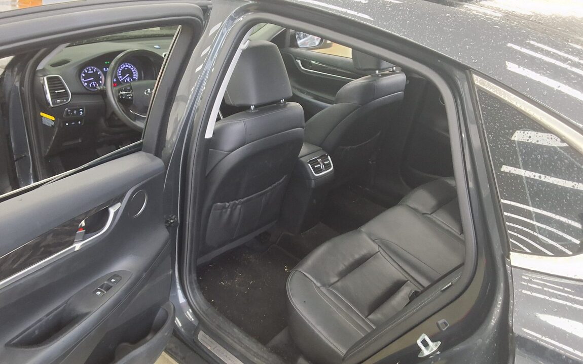 HYUNDAI GRANDEUR IG 3.0 GDi PREMIUM 2019 - zdjęcie 12