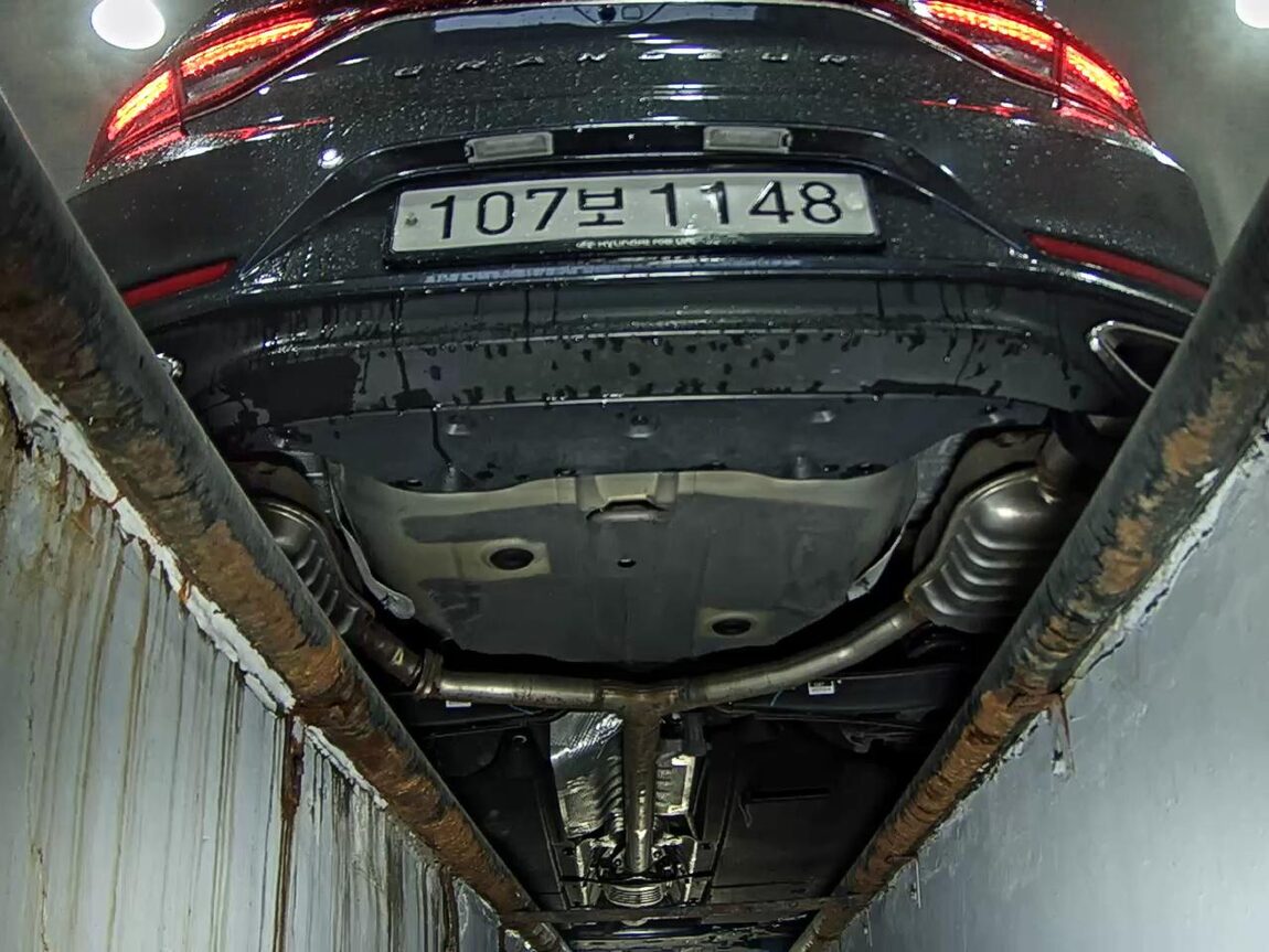 HYUNDAI GRANDEUR IG 3.0 GDi PREMIUM 2019 - zdjęcie 8