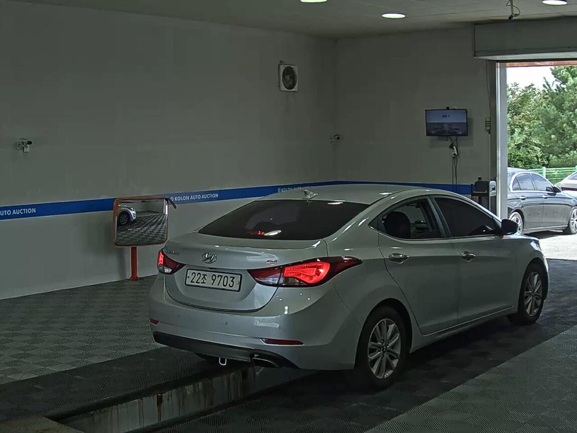 HYUNDAI THE NEW AVANTE MD 1.6 GDi MODERN 2015 - zdjęcie 5