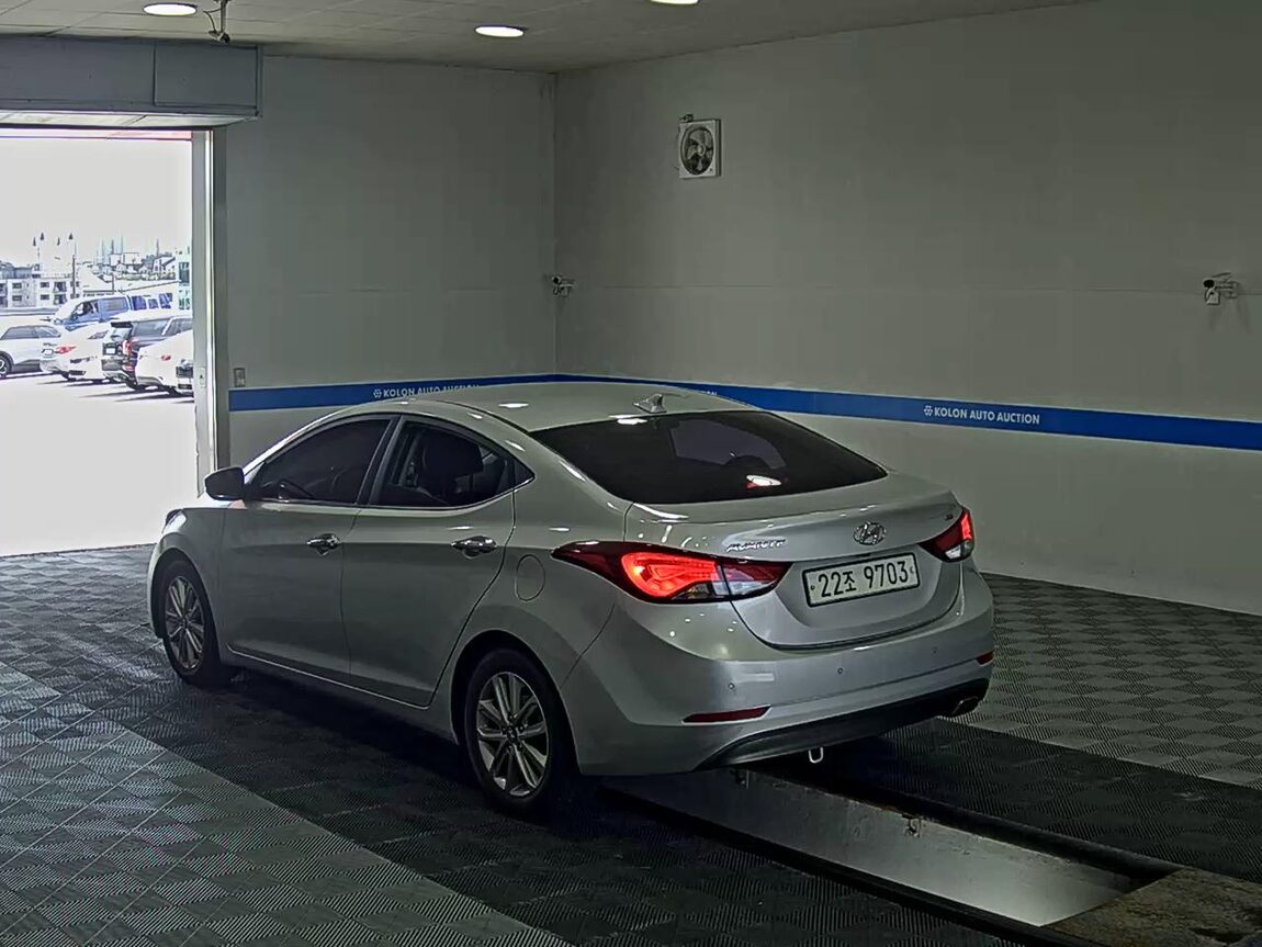 HYUNDAI THE NEW AVANTE MD 1.6 GDi MODERN 2015 - zdjęcie 6