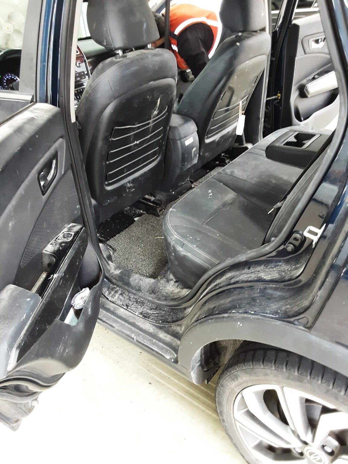 KG MOBILITY (SSANGYONG) NEW TIVOLI AIR 1.5 GASOLINE TURBO A3 2021 - zdjęcie 12