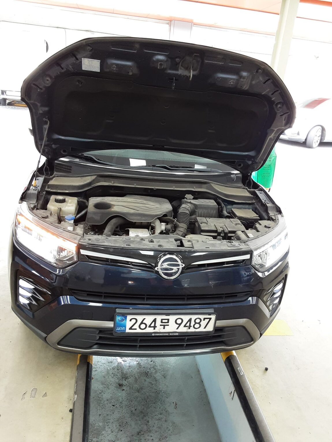 KG MOBILITY (SSANGYONG) NEW TIVOLI AIR 1.5 GASOLINE TURBO A3 2021 - zdjęcie 18