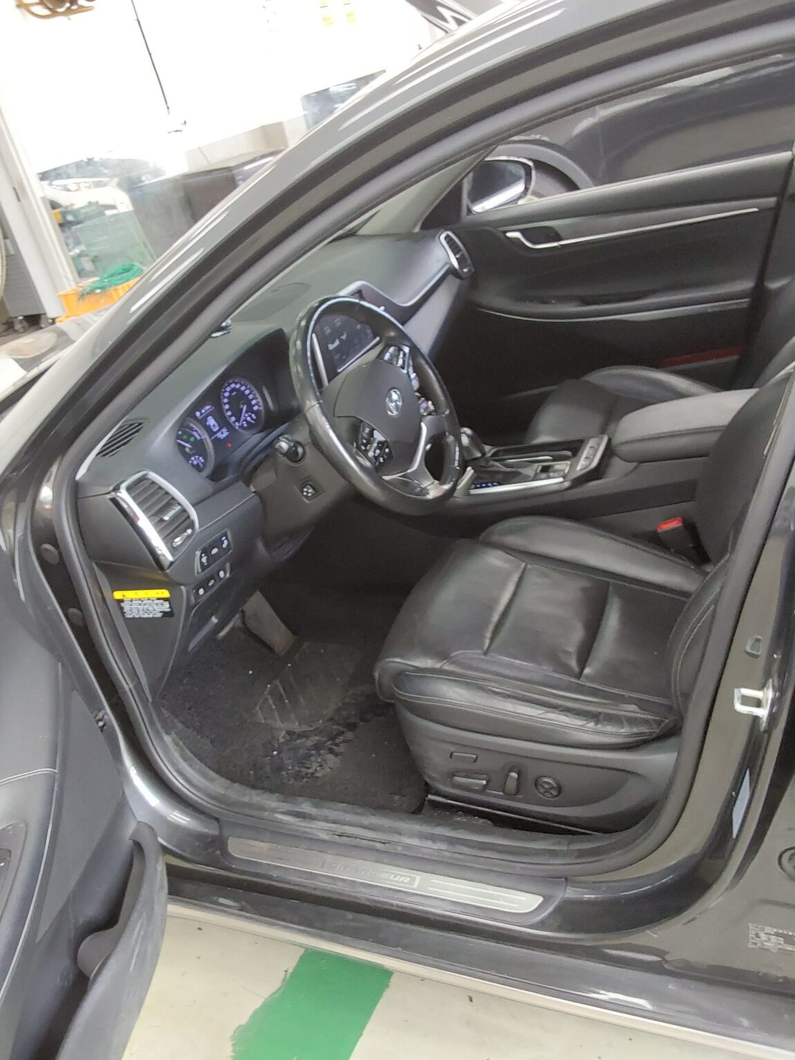 HYUNDAI GRANDEUR IG HYBRID 2.4 HEV EXCLUSIVE 2019 - zdjęcie 10