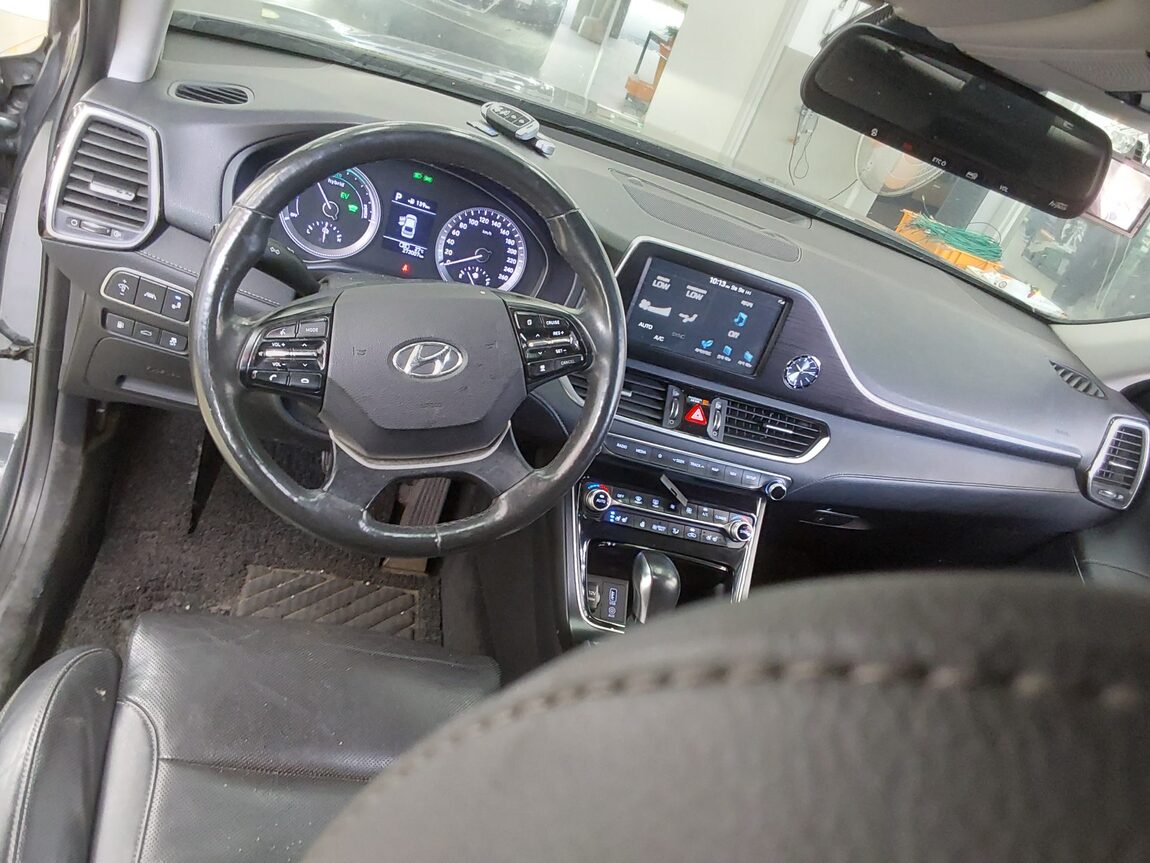 HYUNDAI GRANDEUR IG HYBRID 2.4 HEV EXCLUSIVE 2019 - zdjęcie 11
