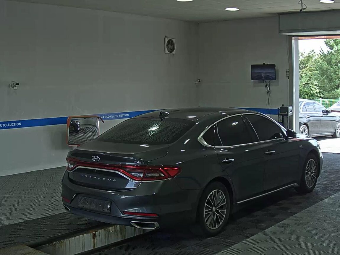 HYUNDAI GRANDEUR IG HYBRID 2.4 HEV EXCLUSIVE 2019 - zdjęcie 5