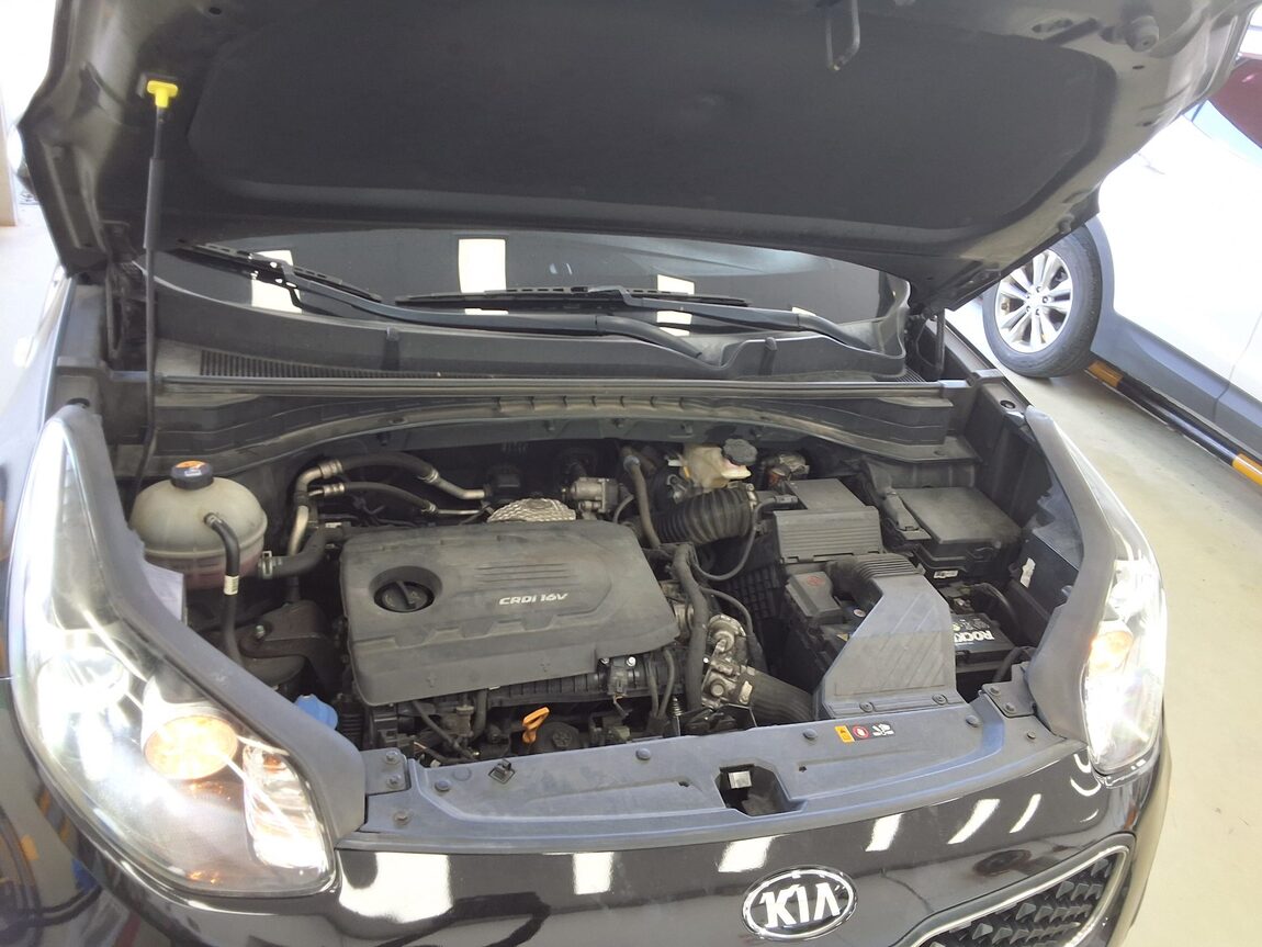 KIA NEW SPORTAGE 1.7 2WD TRENDY 2016 - zdjęcie 18