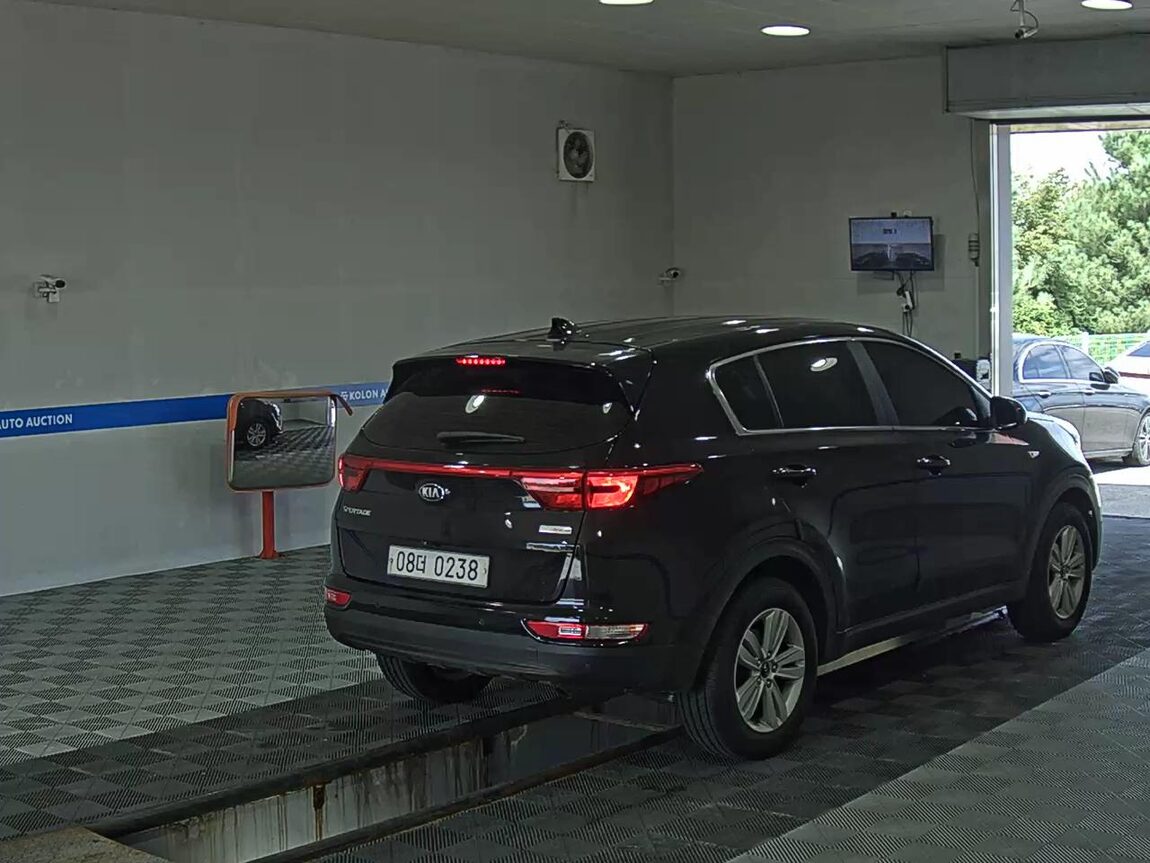 KIA NEW SPORTAGE 1.7 2WD TRENDY 2016 - zdjęcie 5