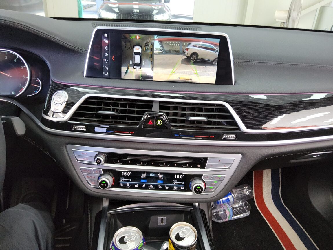 BMW 7 SERIES (6TH GEN) 740Li xDrive M SPORT PACK 2017 - zdjęcie 18