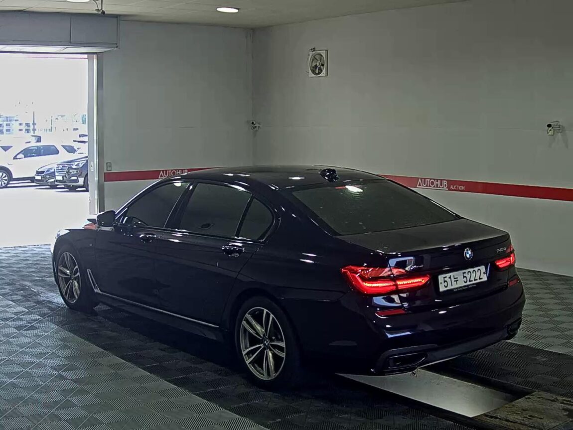 BMW 7 SERIES (6TH GEN) 740Li xDrive M SPORT PACK 2017 - zdjęcie 6