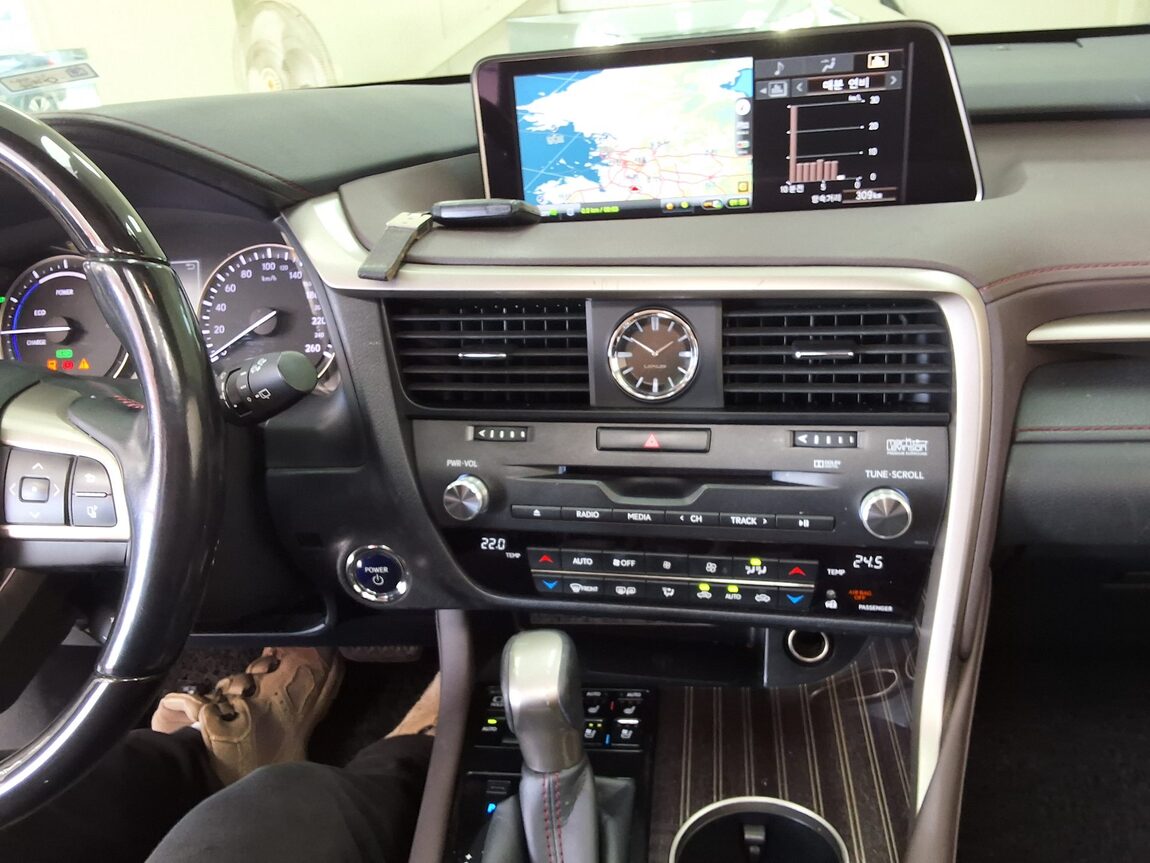 LEXUS RX (4TH GEN) 450h SUPREME 2016 - zdjęcie 26