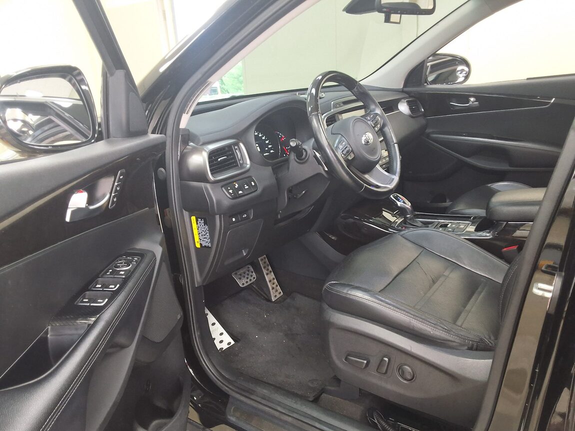 KIA ALL NEW SORENTO R2.0 2WD NOBLESSE SPECIAL 2016 - zdjęcie 11
