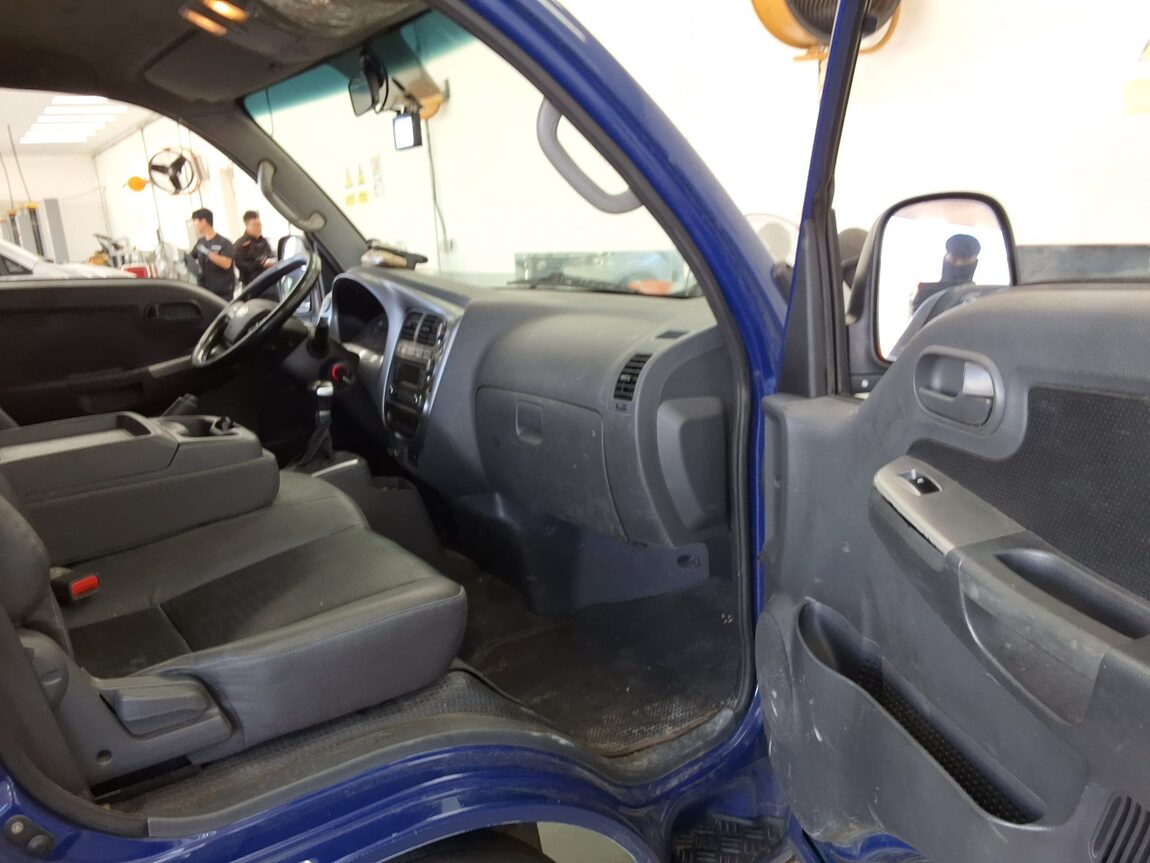 KIA THE NEW BONGO III CARGO 1 TON KING CAB EXTRA LONG WHEELBASE L 2020 - zdjęcie 13