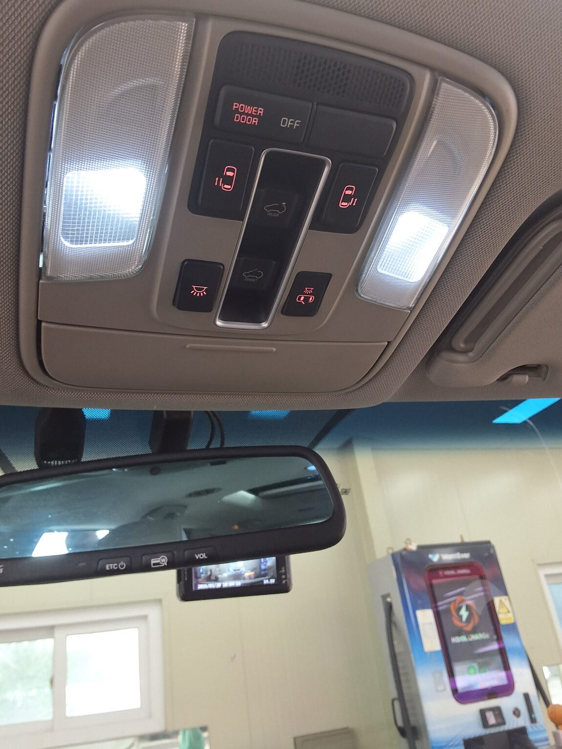 KIA ALL NEW CARNIVAL 9-SEATER DIESEL PRESTIGE 2017 - zdjęcie 19