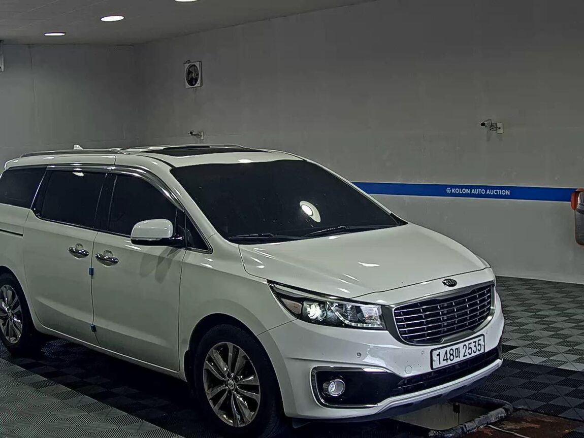 KIA ALL NEW CARNIVAL 9-SEATER DIESEL PRESTIGE 2017 - zdjęcie 3
