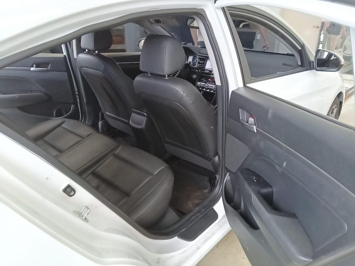 HYUNDAI THE NEW AVANTE AD 1.6 GASOLINE SMART CHOICE 2020 - zdjęcie 13