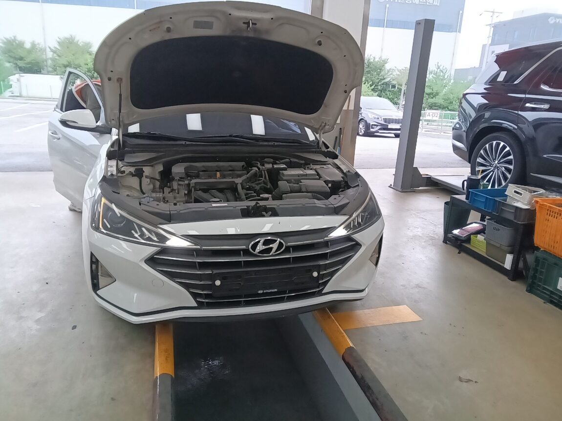 HYUNDAI THE NEW AVANTE AD 1.6 GASOLINE SMART CHOICE 2020 - zdjęcie 19
