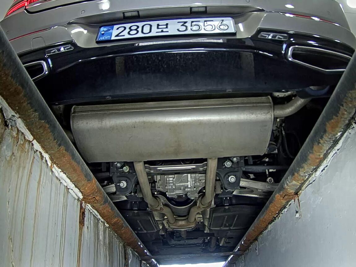 GENESIS GV80 2.5 GASOLINE AWD BASE MODEL 2020 - zdjęcie 8