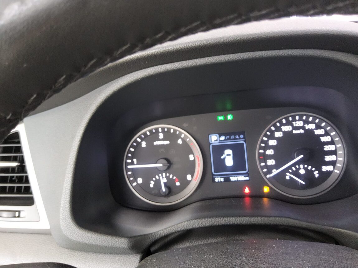 HYUNDAI ALL NEW TUCSON DIESEL R2.0 2WD MODERN 2017 - zdjęcie 9