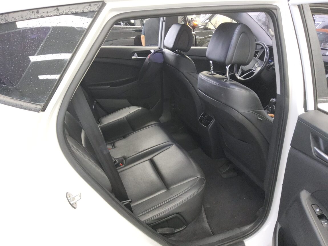 HYUNDAI ALL NEW TUCSON DIESEL R2.0 2WD MODERN 2017 - zdjęcie 13