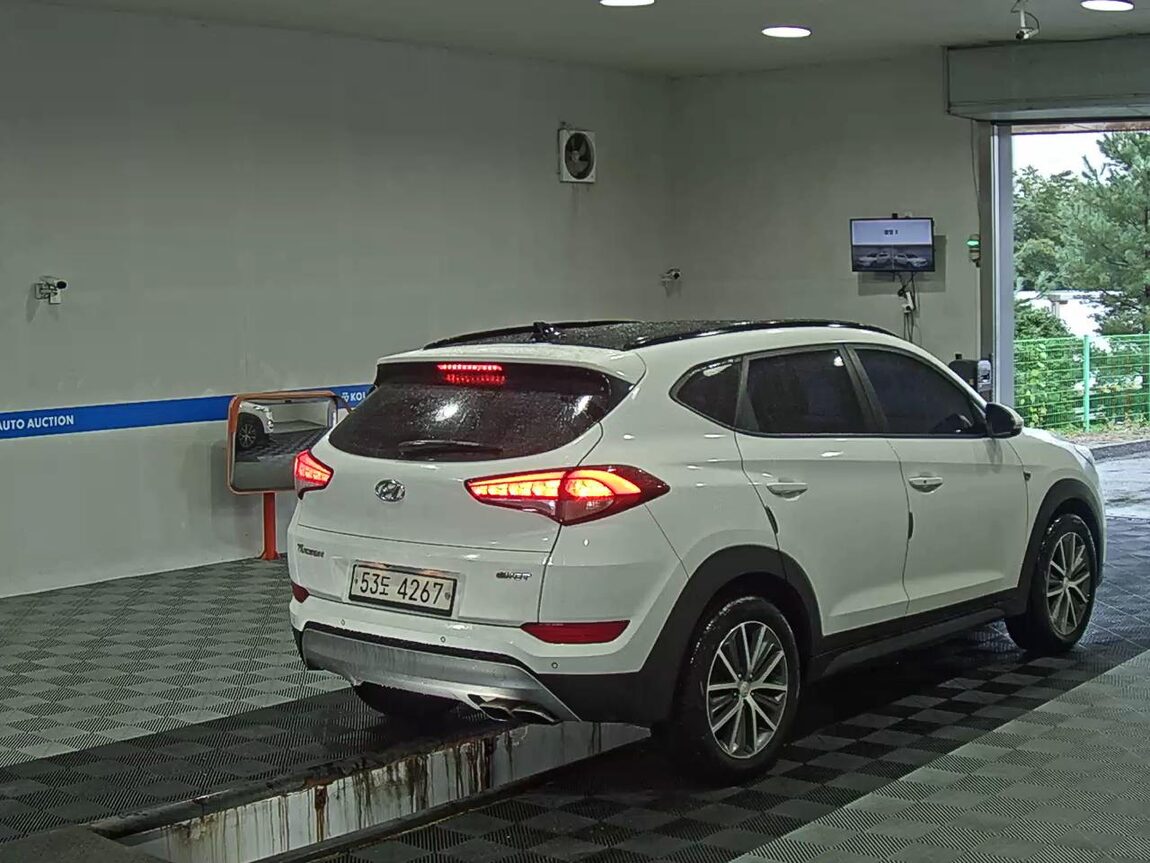 HYUNDAI ALL NEW TUCSON DIESEL R2.0 2WD MODERN 2017 - zdjęcie 5