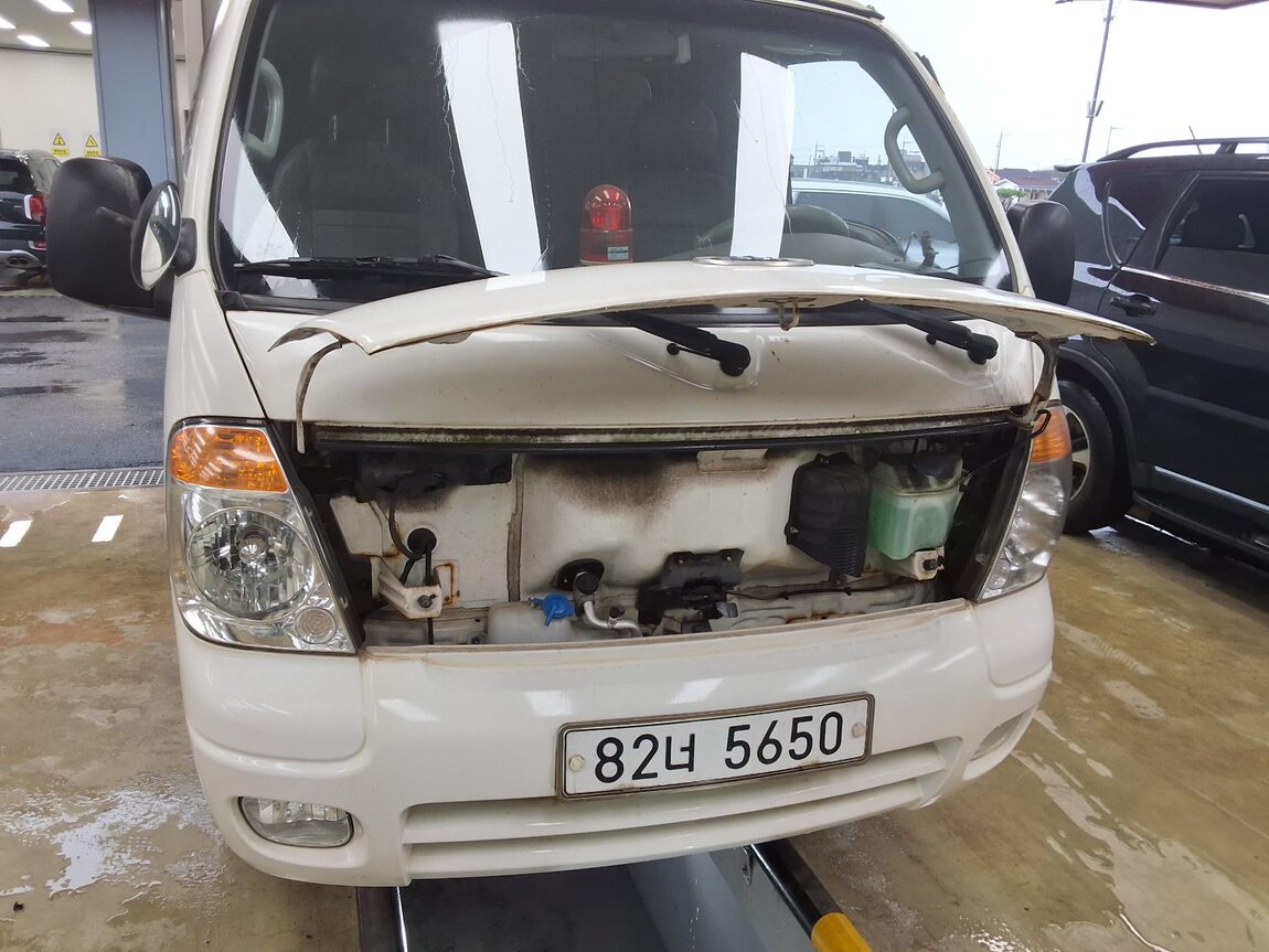 KIA BONGO III CARGO WING BODY 1.2 TON 2011 - zdjęcie 16