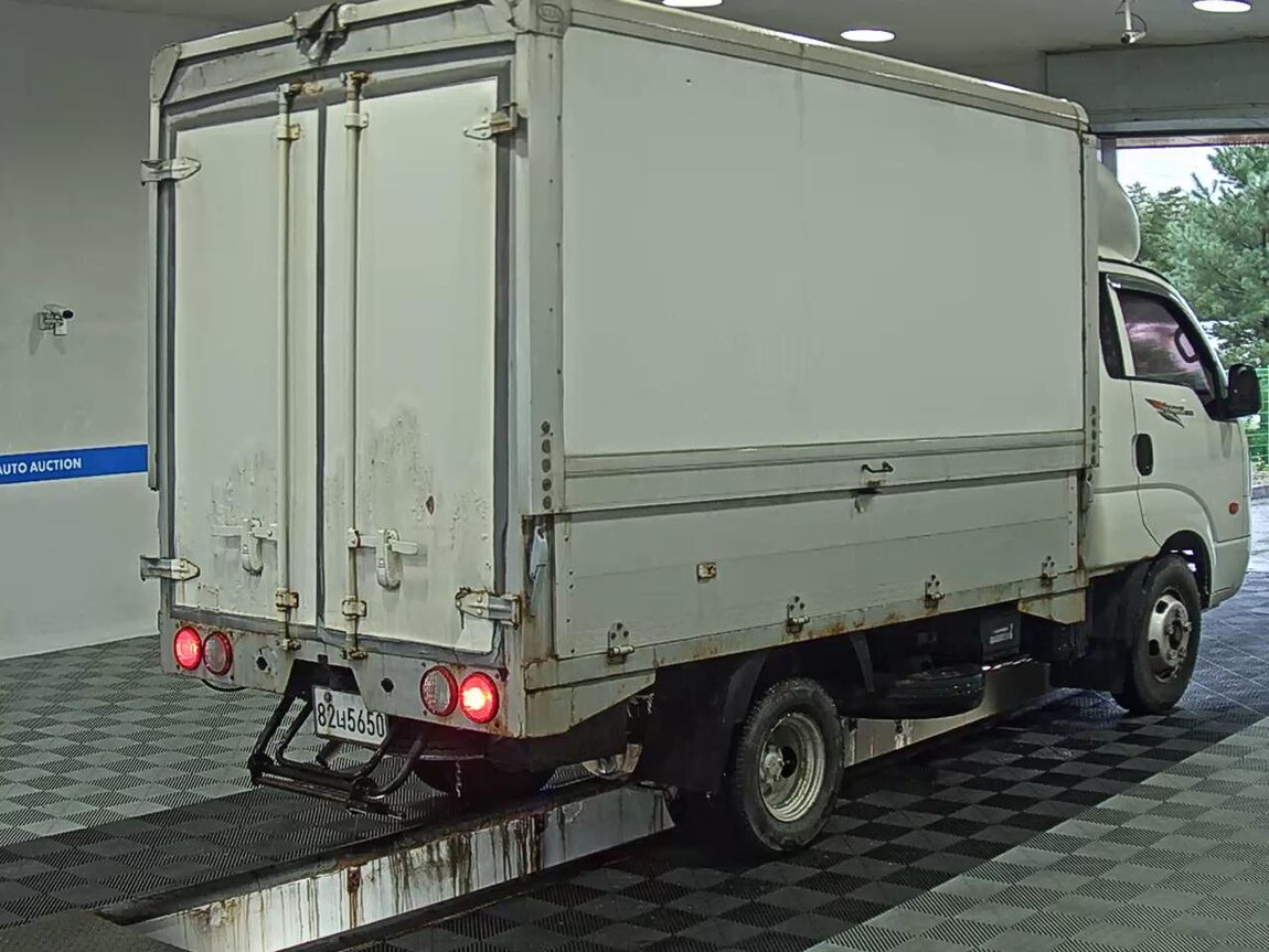 KIA BONGO III CARGO WING BODY 1.2 TON 2011 - zdjęcie 5