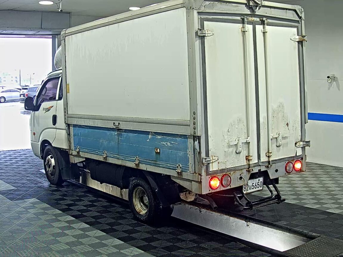 KIA BONGO III CARGO WING BODY 1.2 TON 2011 - zdjęcie 6