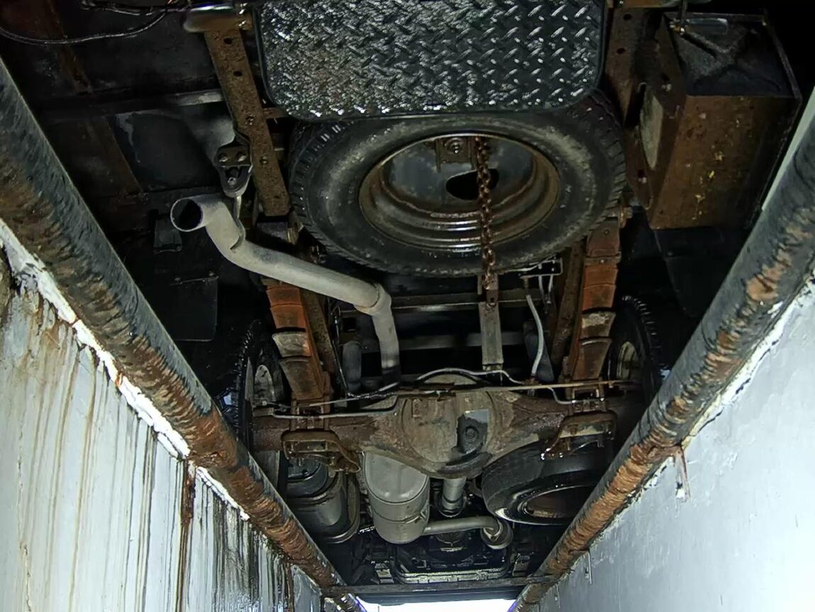 KIA BONGO III CARGO WING BODY 1.2 TON 2011 - zdjęcie 8