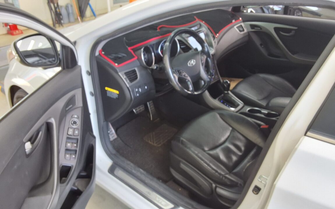 HYUNDAI THE NEW AVANTE MD 1.6 GDi MODERN 2016 - zdjęcie 10